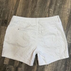 Simply Vera Vera Wang White Textured Shorts